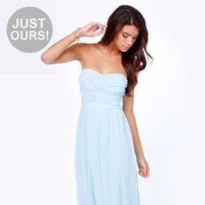 Lulu's light blue dress
